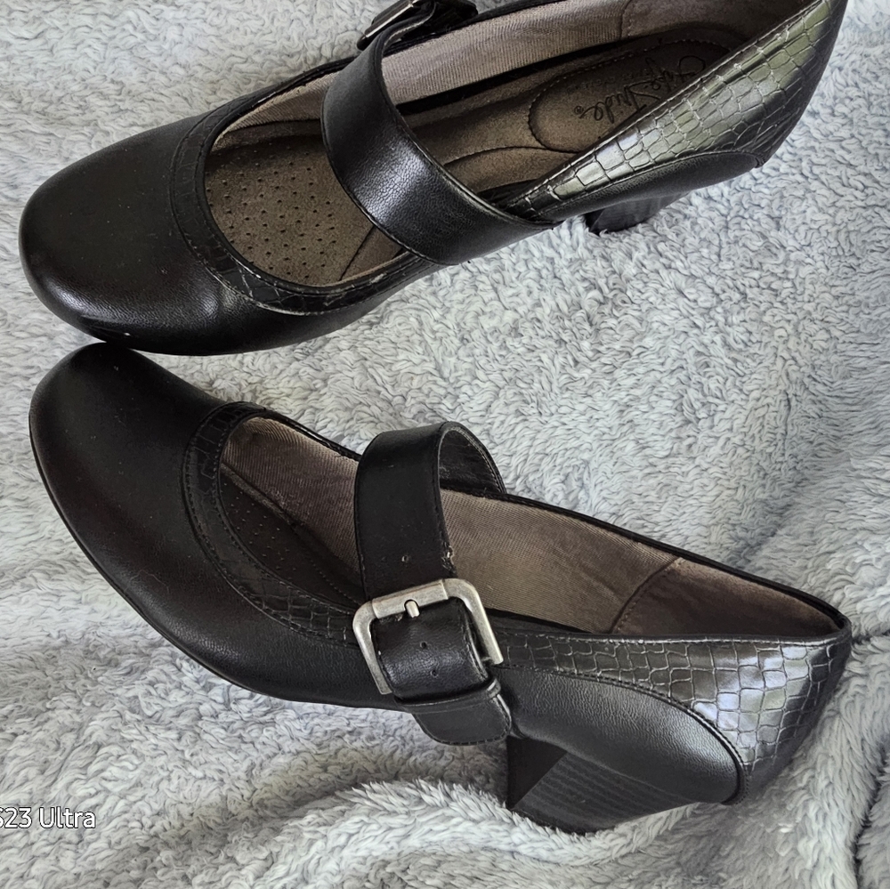 Life Stride Low Heel Dress Shoe